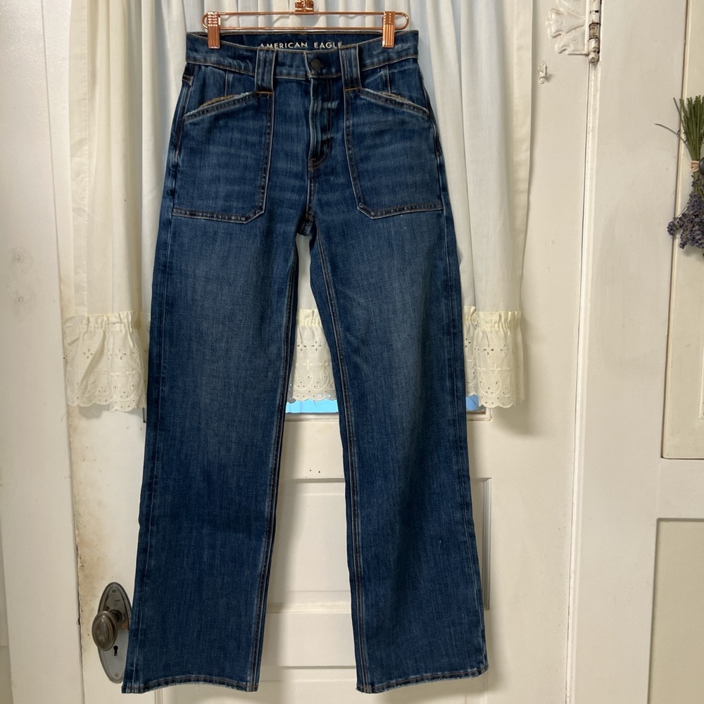 American Eagle Outfitters  Women's Stovepipe Blue Jeans